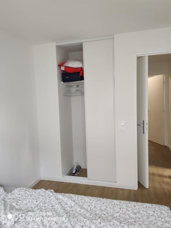 Chambre Privee Dans Un Nouvel Appartement Partage Pres De Paris Avec Parking Gratuit Chevilly-Larue Ngoại thất bức ảnh