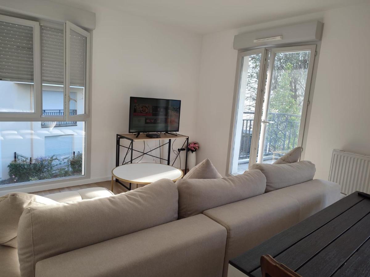 Chambre Privee Dans Un Nouvel Appartement Partage Pres De Paris Avec Parking Gratuit Chevilly-Larue Ngoại thất bức ảnh