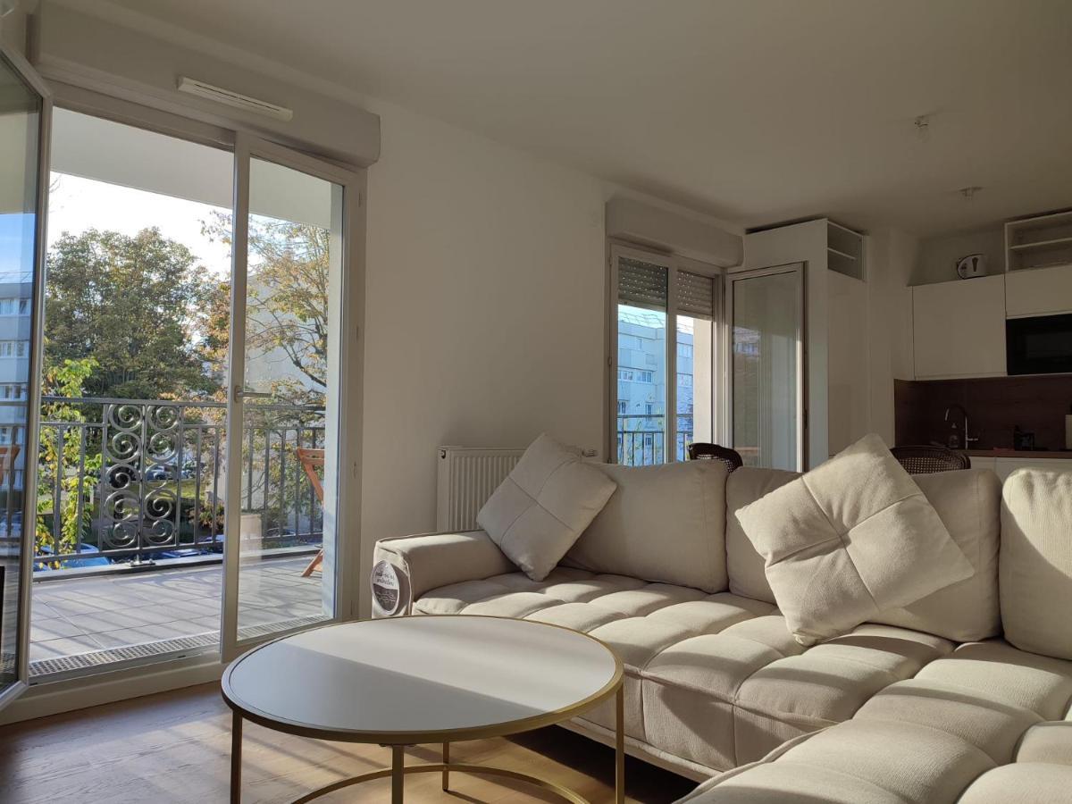 Chambre Privee Dans Un Nouvel Appartement Partage Pres De Paris Avec Parking Gratuit Chevilly-Larue Ngoại thất bức ảnh